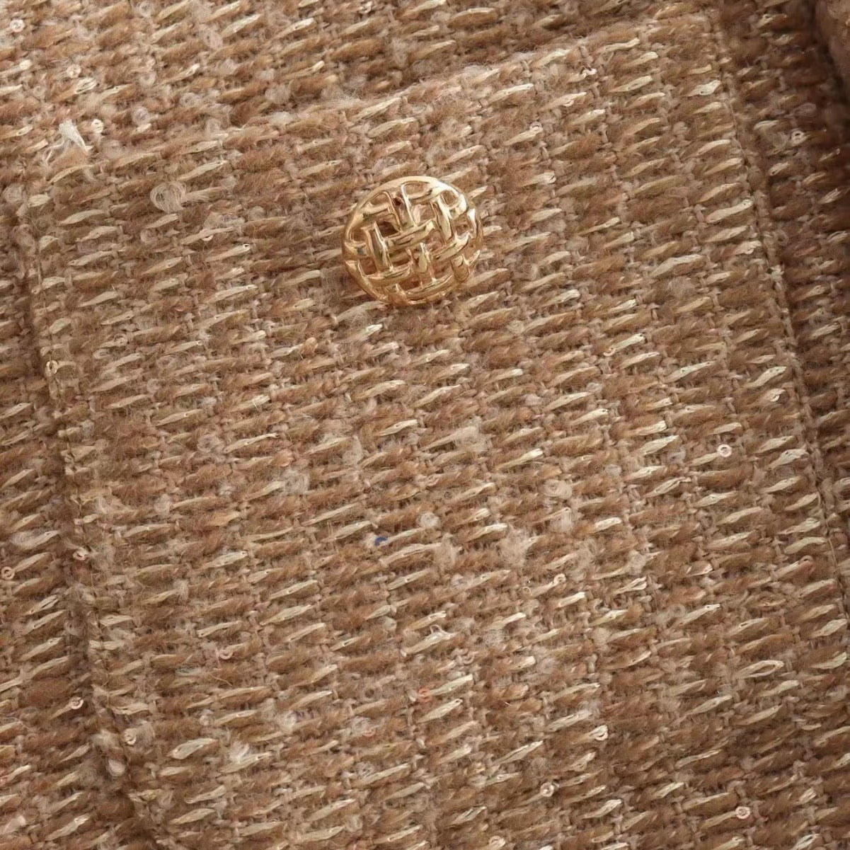 WOOLEN SOLID SHORT COAT