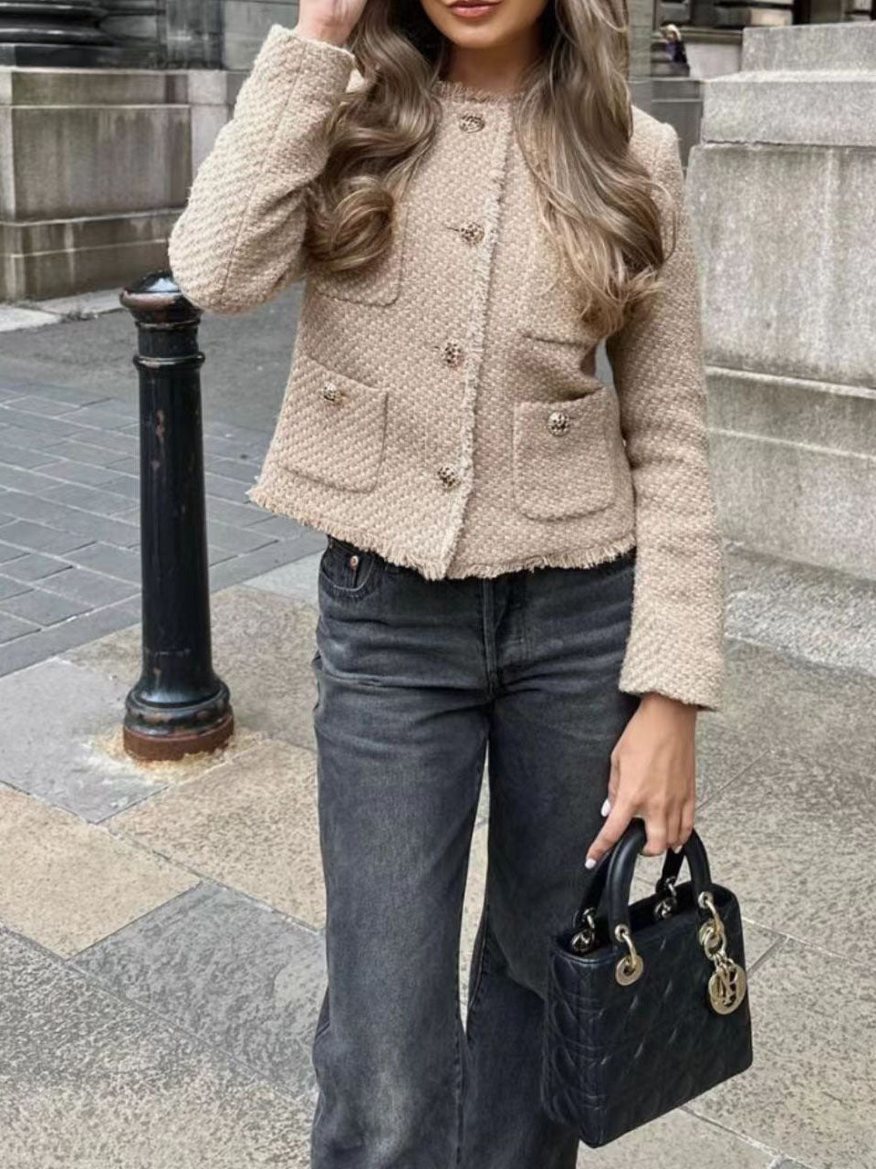 WOOLEN SOLID SHORT COAT